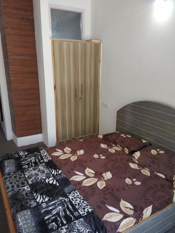 The Ile Otel Srīnagar Dış mekan fotoğraf
